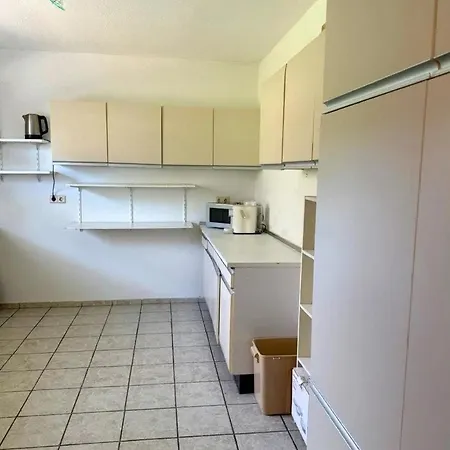 Komfortables Bis Zu 12 Personen I Sauna & Garten I Messe I Handwerker Monteurzimmer