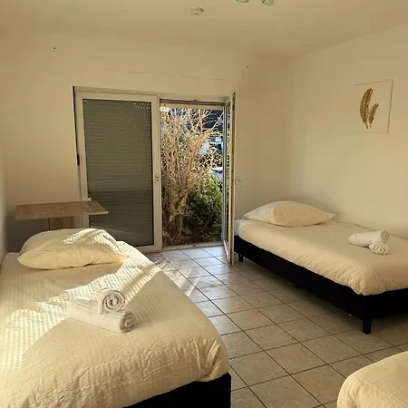 Komfortables Bis Zu 12 Personen I Sauna & Garten I Messe I Handwerker Monteurzimmer Hanôver
