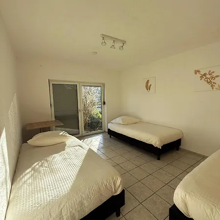 Apartamento Komfortables Bis Zu 12 Personen I Sauna & Garten I Messe I Handwerker Monteurzimmer Hanôver