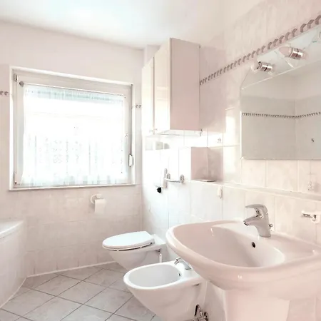 Komfortables Bis Zu 12 Personen I Sauna & Garten I Messe I Handwerker Monteurzimmer Apartamento