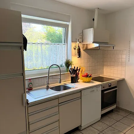 Ganzes Haus I 4 Schlafzimmer Fuer Bis Zu 12 Gaeste I Sauna & Garten I Naehe Messe Hannover